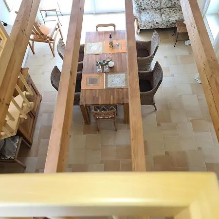 Apartment Ferienwohnung Burgblick